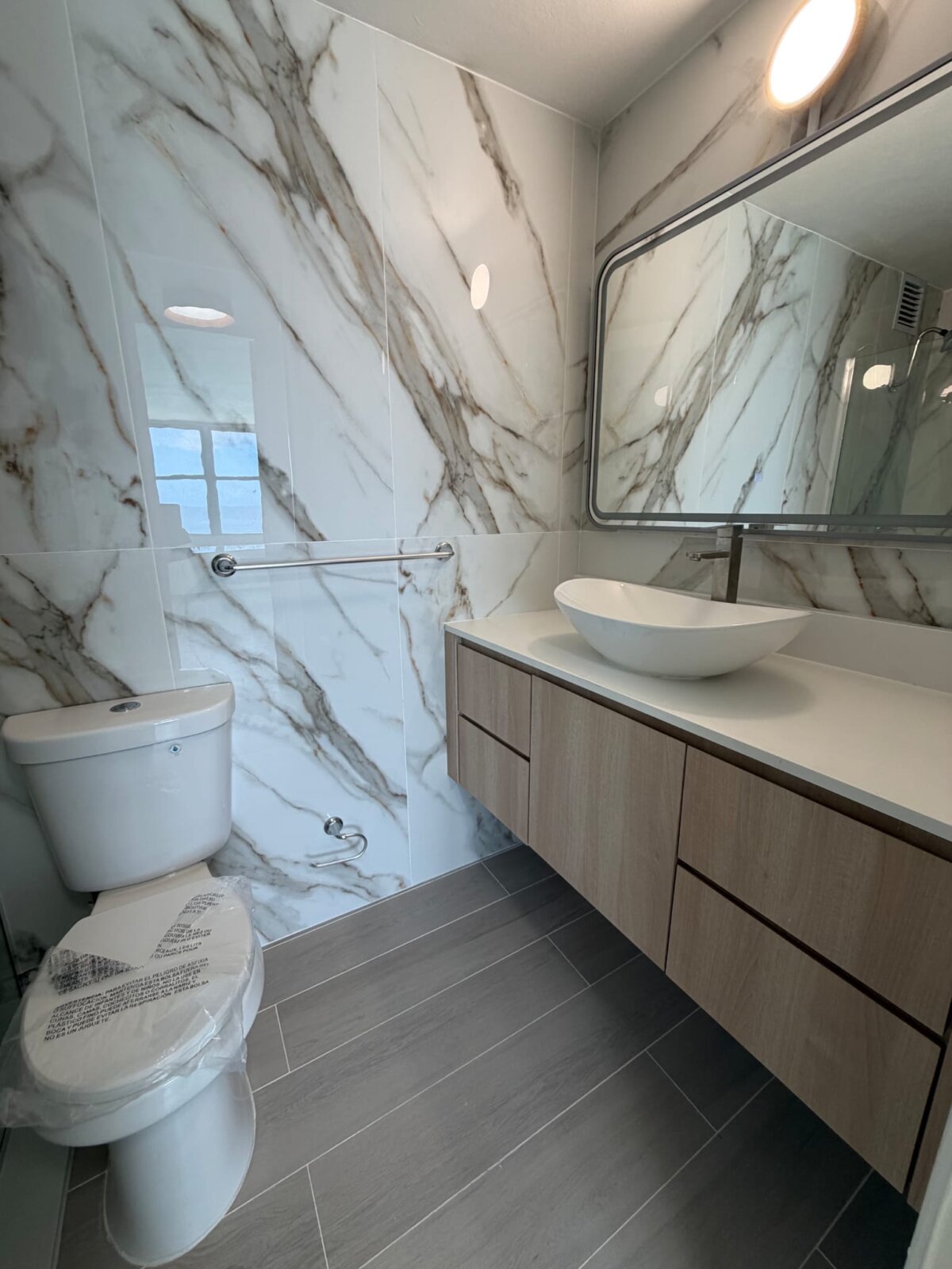 BAÑO (2)