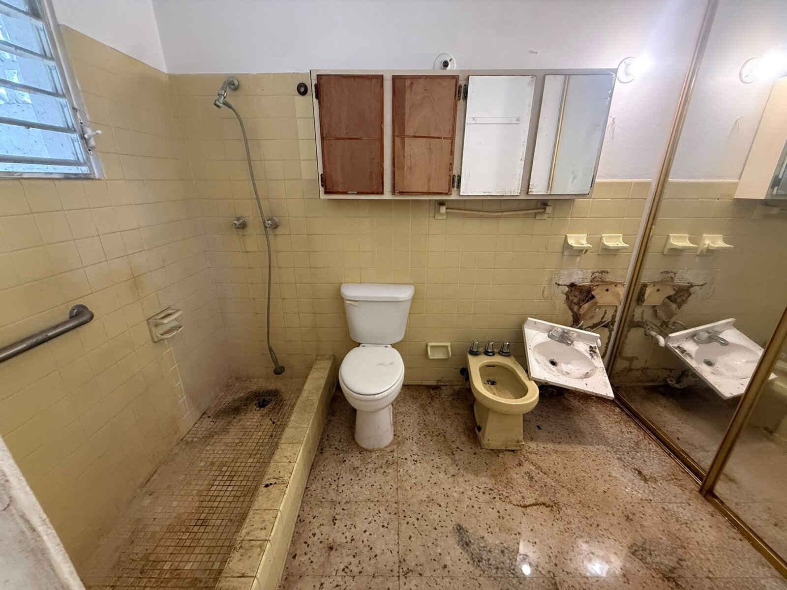 BAÑO (2)