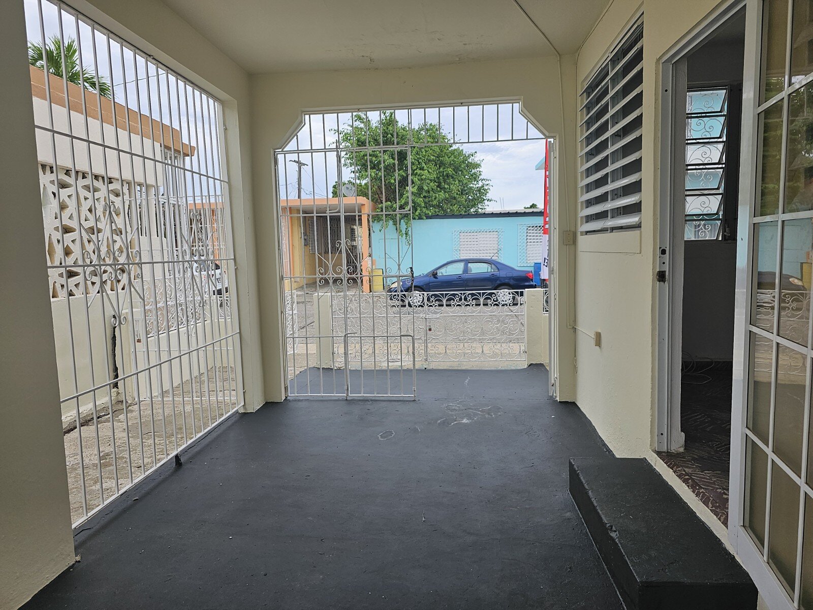 ENTRADA PRINCIPAL VISTA 2