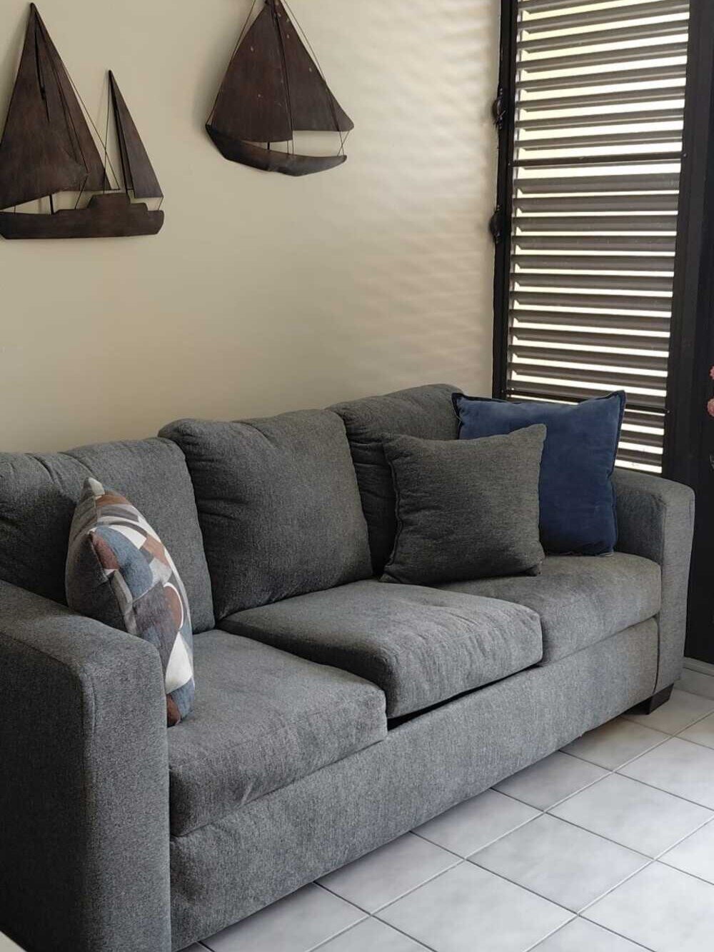 SALA (1)
