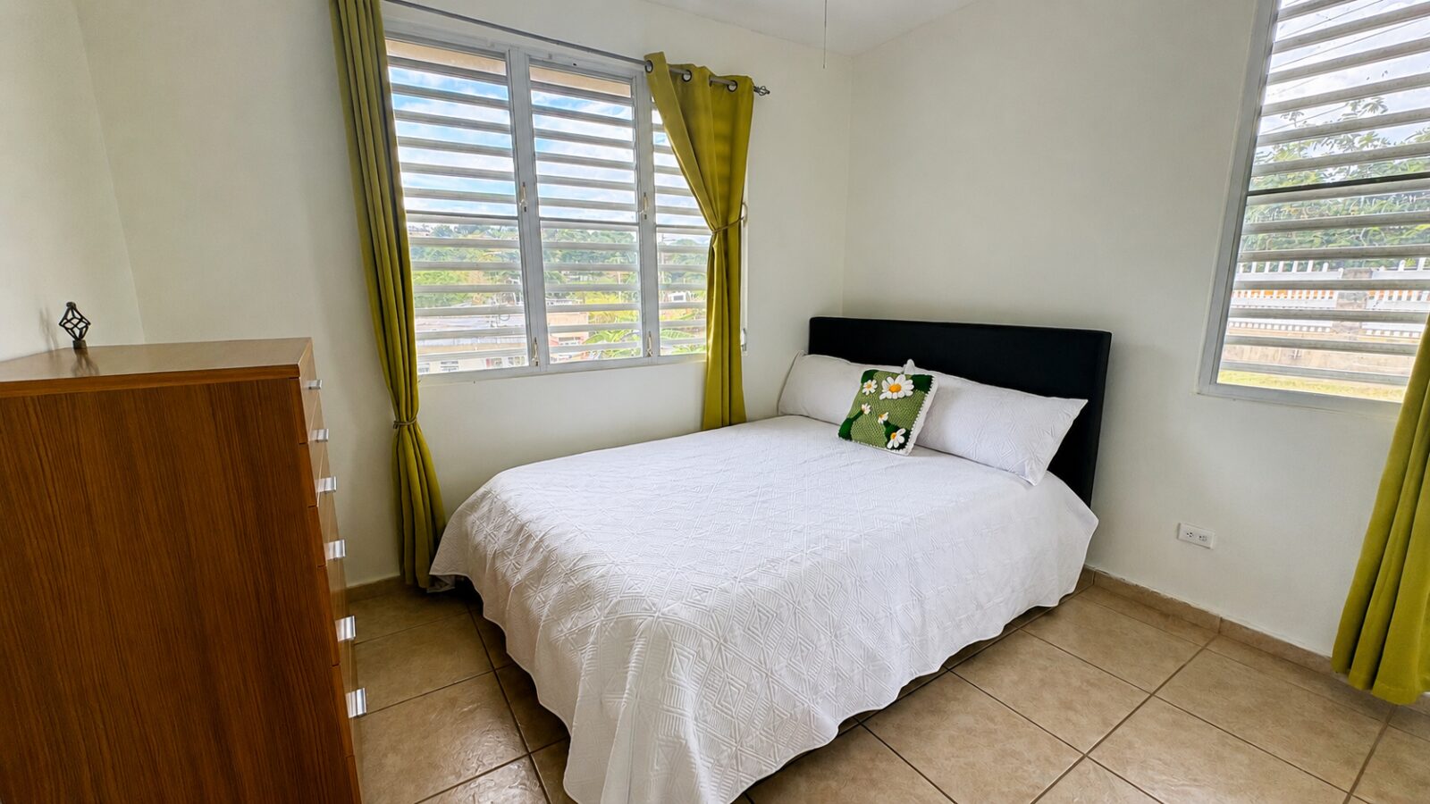 Bedroom-guest
