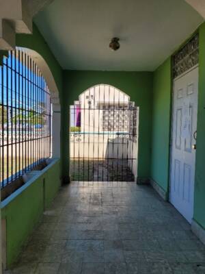 PUERTA PRINCIPAL