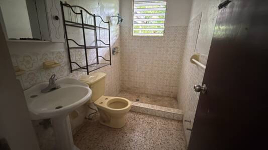 BAÑO (1)