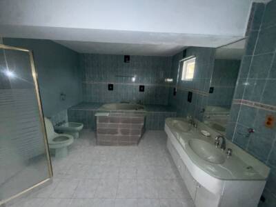 BAÑO (1)