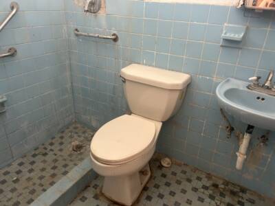 BAÑO (1)