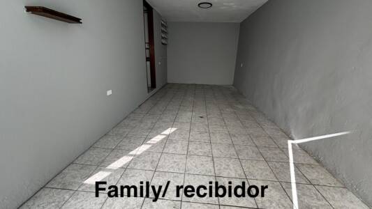FAMILY - RECIBIDOR