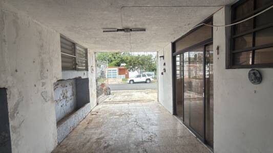 GARAGE (2)