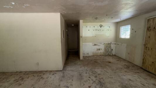 SALA (1)