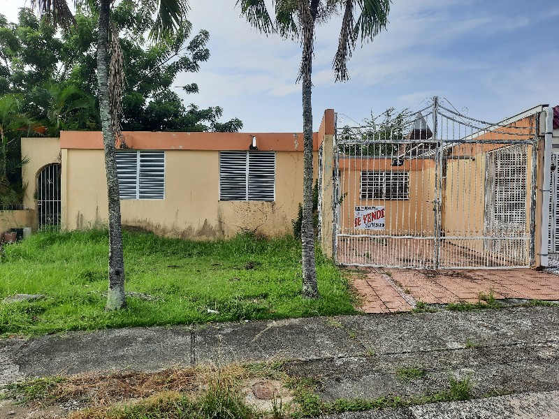 Ruby REALTY 48 GALICIA STURB BELMONTE, Mayaguez, PR. Propieda